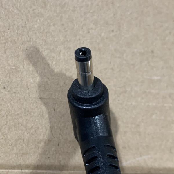 CARGADOR LAPTO LENOVO ZOECAN MCL-10