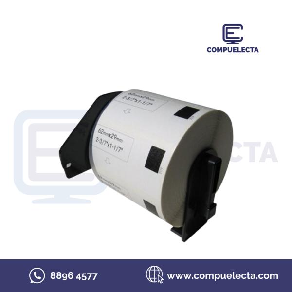 CINTA ROTULADORA BROTHER DK1209 2-3/7  X 1-1/7" NEGRA